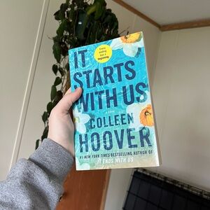 It Starts With Us by Colleen Hoover paperback